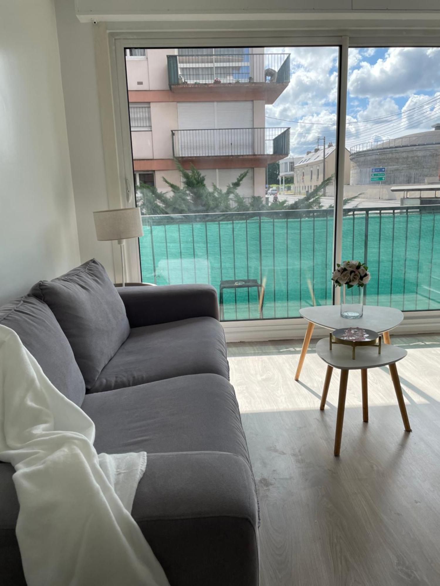 4 Personnes 1 Ch Laval (Mayenne)